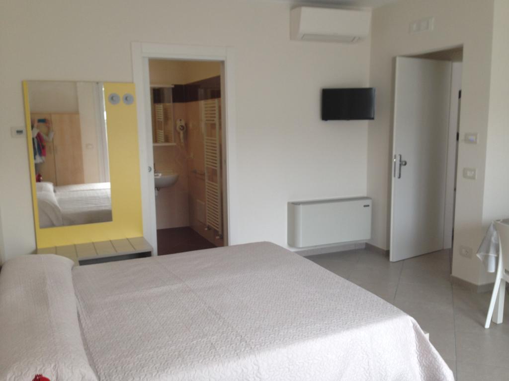 Casa Armonia Apartman Peschiera del Garda Kültér fotó